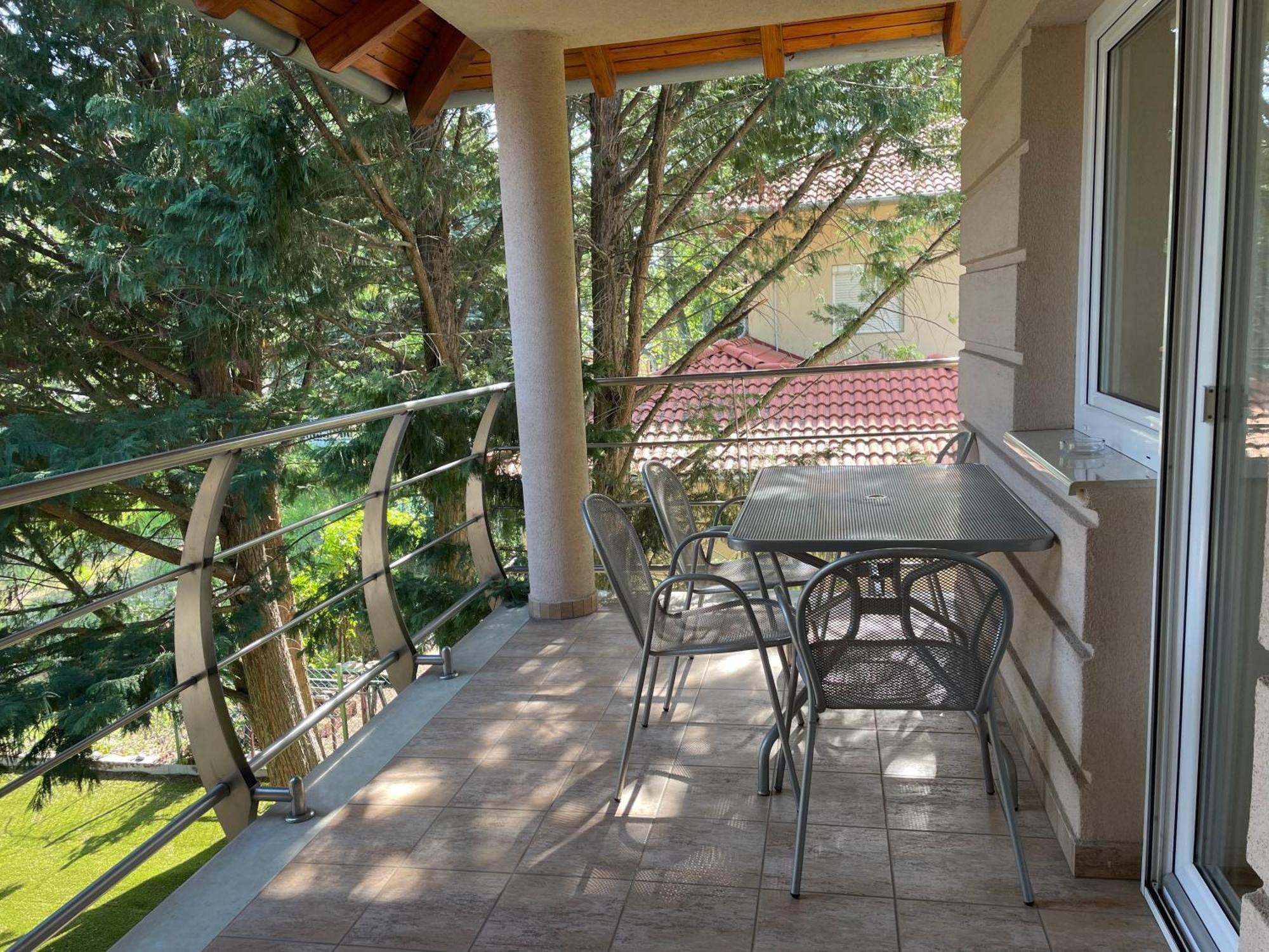 Amore Apartmanhaz Siófok Exterior foto